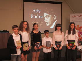 Ady Endre versmondó verseny a Deák Ferenc Megyei és Városi Könyvtárban